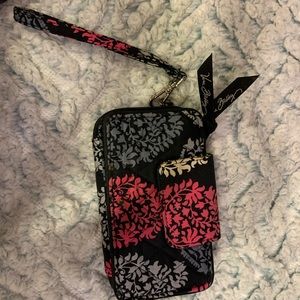 vera bradley wristlet